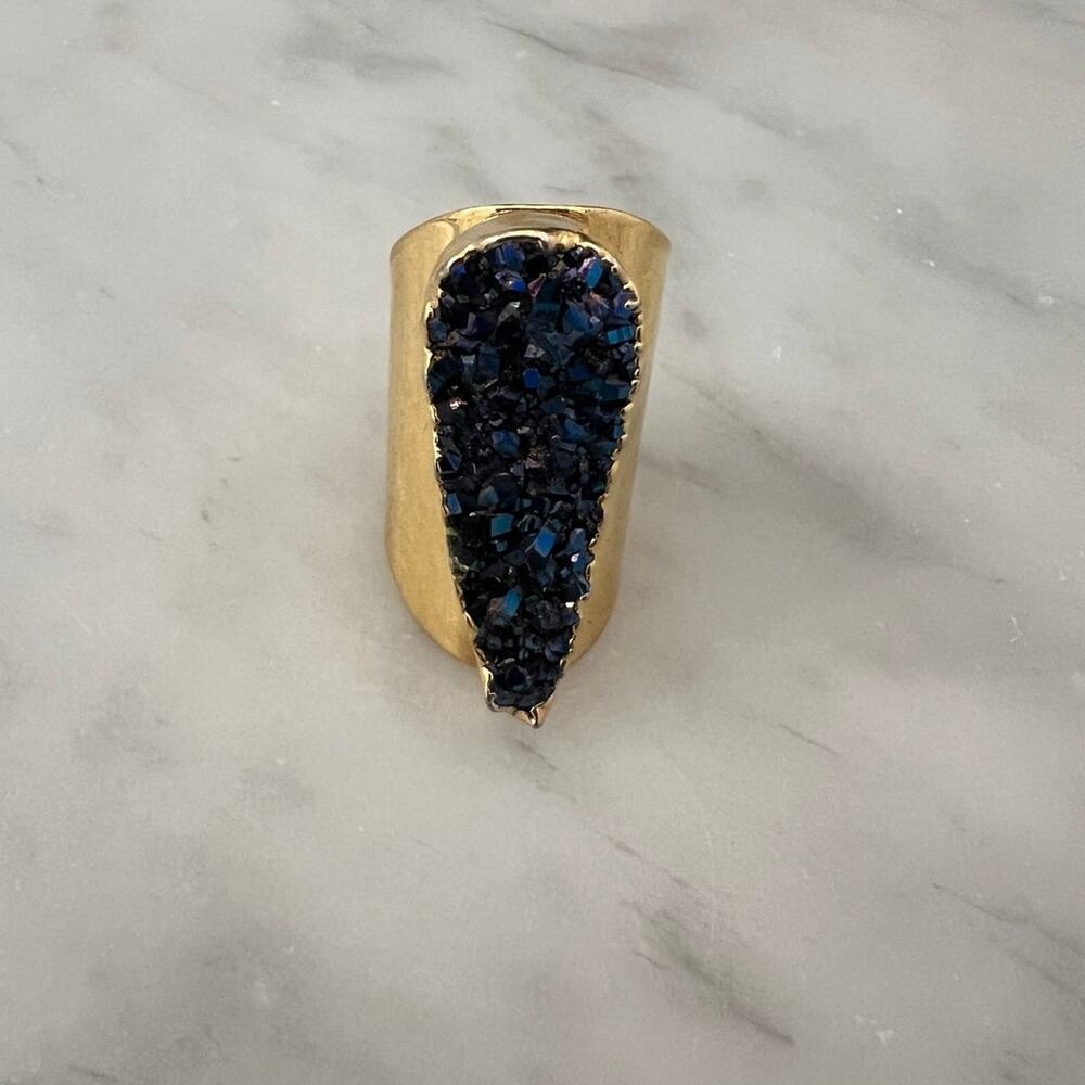 Geode ring